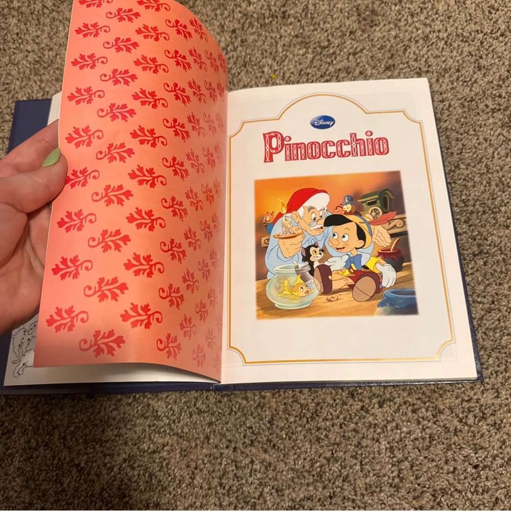 Disney Read to Me Treasury Classics Tales  Gold Leaf Pages Hardcover EUC - Picture 11 of 11